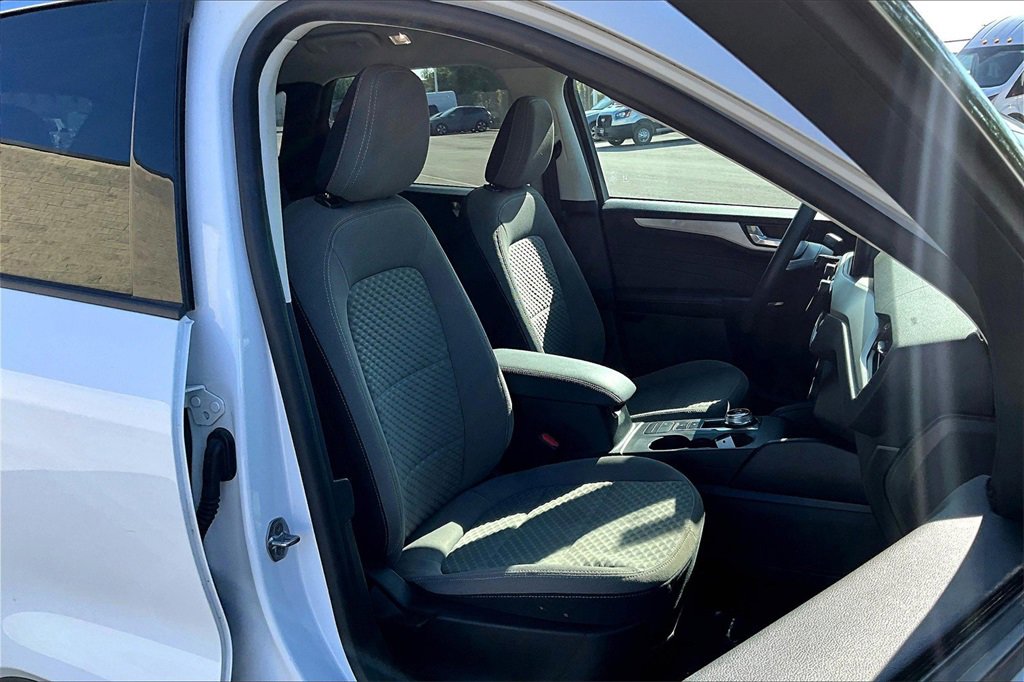 Certified 2021 Ford Escape SE image 7