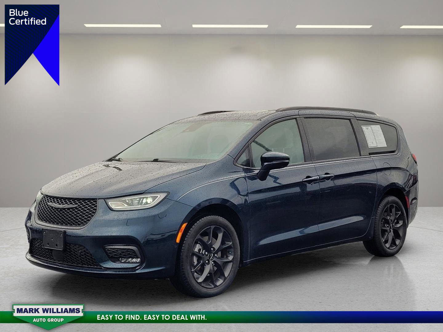 Used 2022 Chrysler Pacifica Limited w/ S Appearance Package image 1