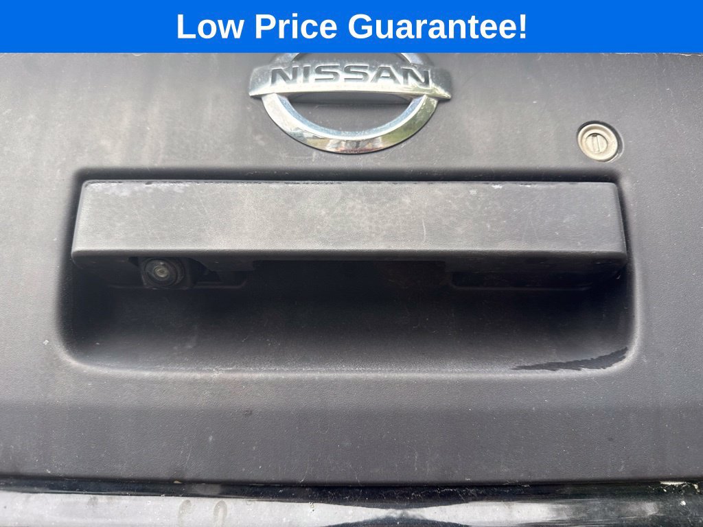 Used 2018 Nissan Frontier SV w/ Value Truck Package AWD/4WD image 16