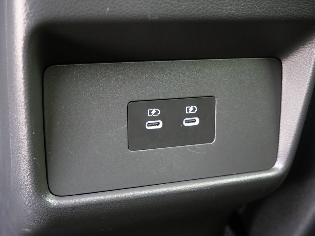 Used 2024 Nissan Rogue SV AWD/4WD image 18