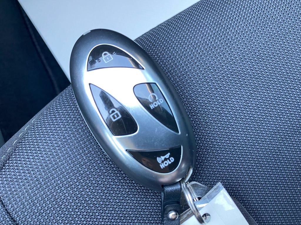 Used 2024 Hyundai Kona SE AWD/4WD image 26