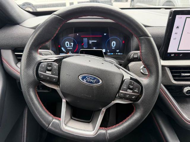 Certified 2025 Ford Explorer ST-Line w/ ST-Line Street Pack AWD/4WD image 16