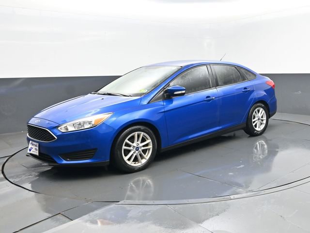 Certified 2018 Ford Focus SE w/ SE Winter Package FWD image 2
