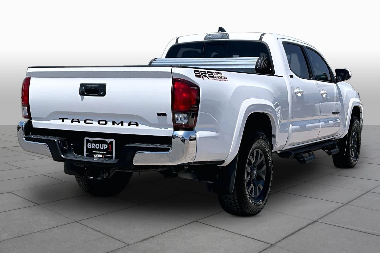 Used 2022 Toyota Tacoma SR5 RWD image 13