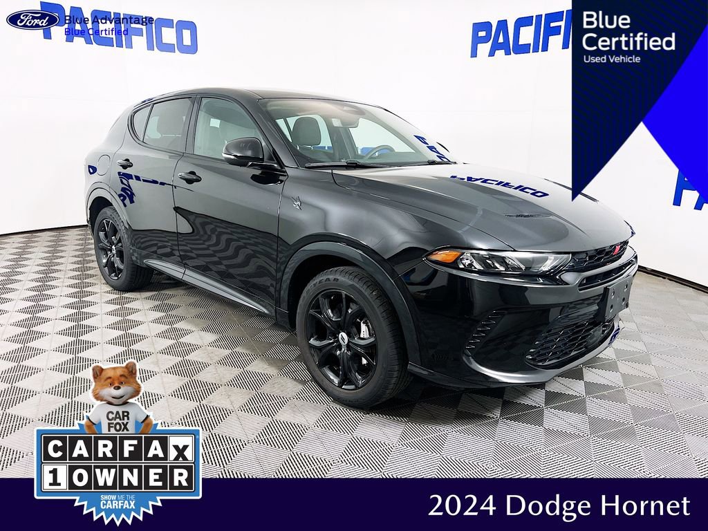 Used 2024 Dodge Hornet R/T w/ R/T Blacktop Package