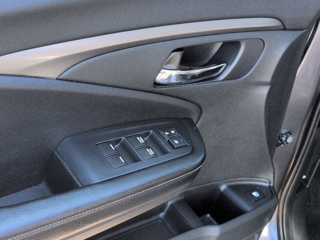 Used 2019 Honda Ridgeline RTL-T image 10