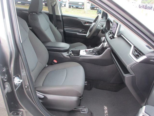Used 2024 Toyota RAV4 XLE FWD image 11