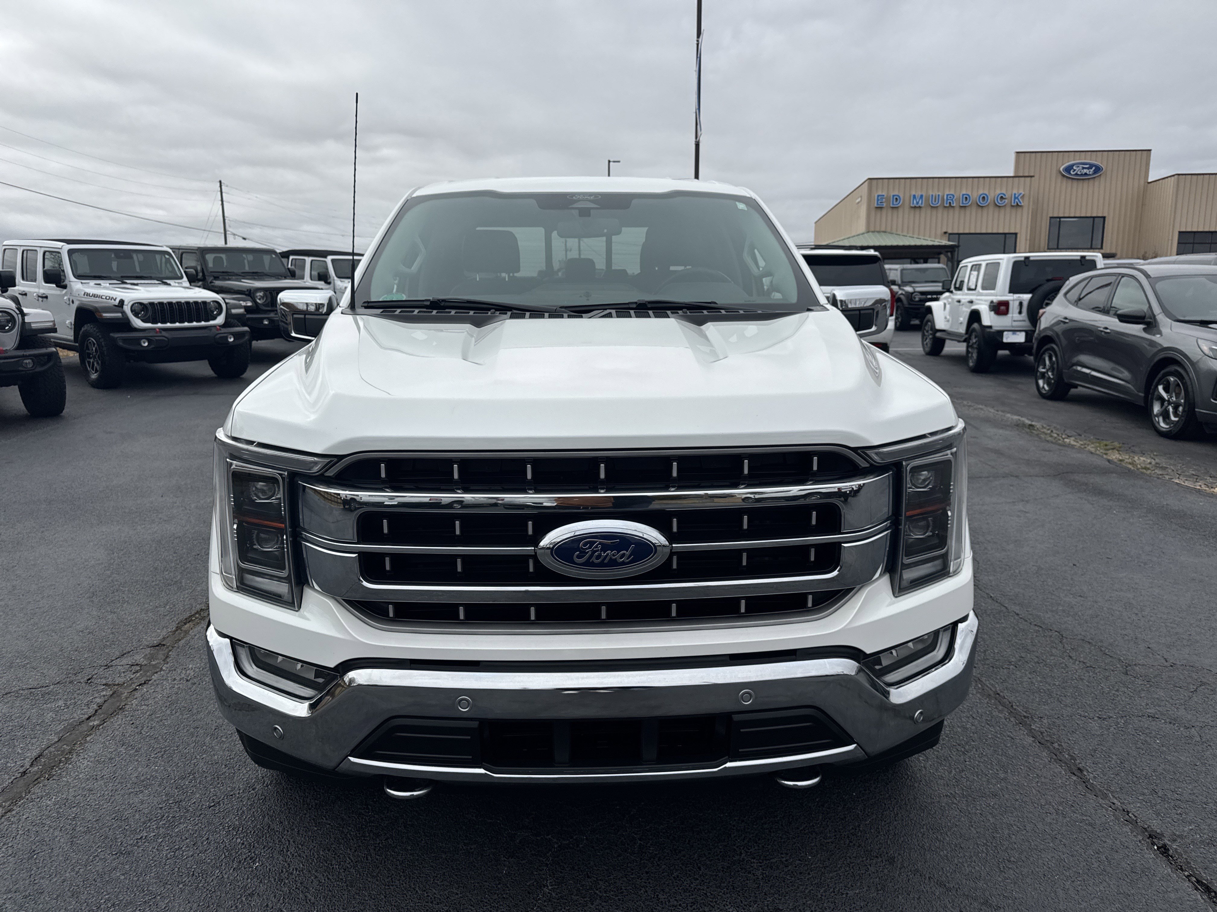 Certified 2022 Ford F150 Lariat w/ Equipment Group 502A High image 3