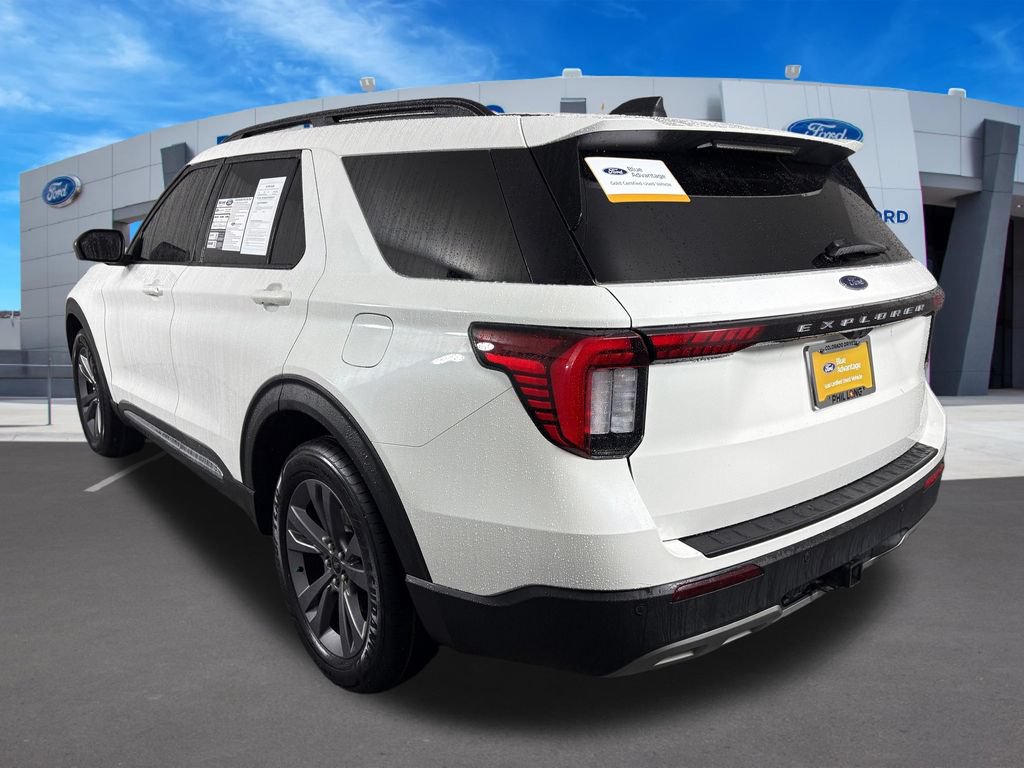 Certified 2025 Ford Explorer Active w/ Active Comfort Package AWD/4WD image 3