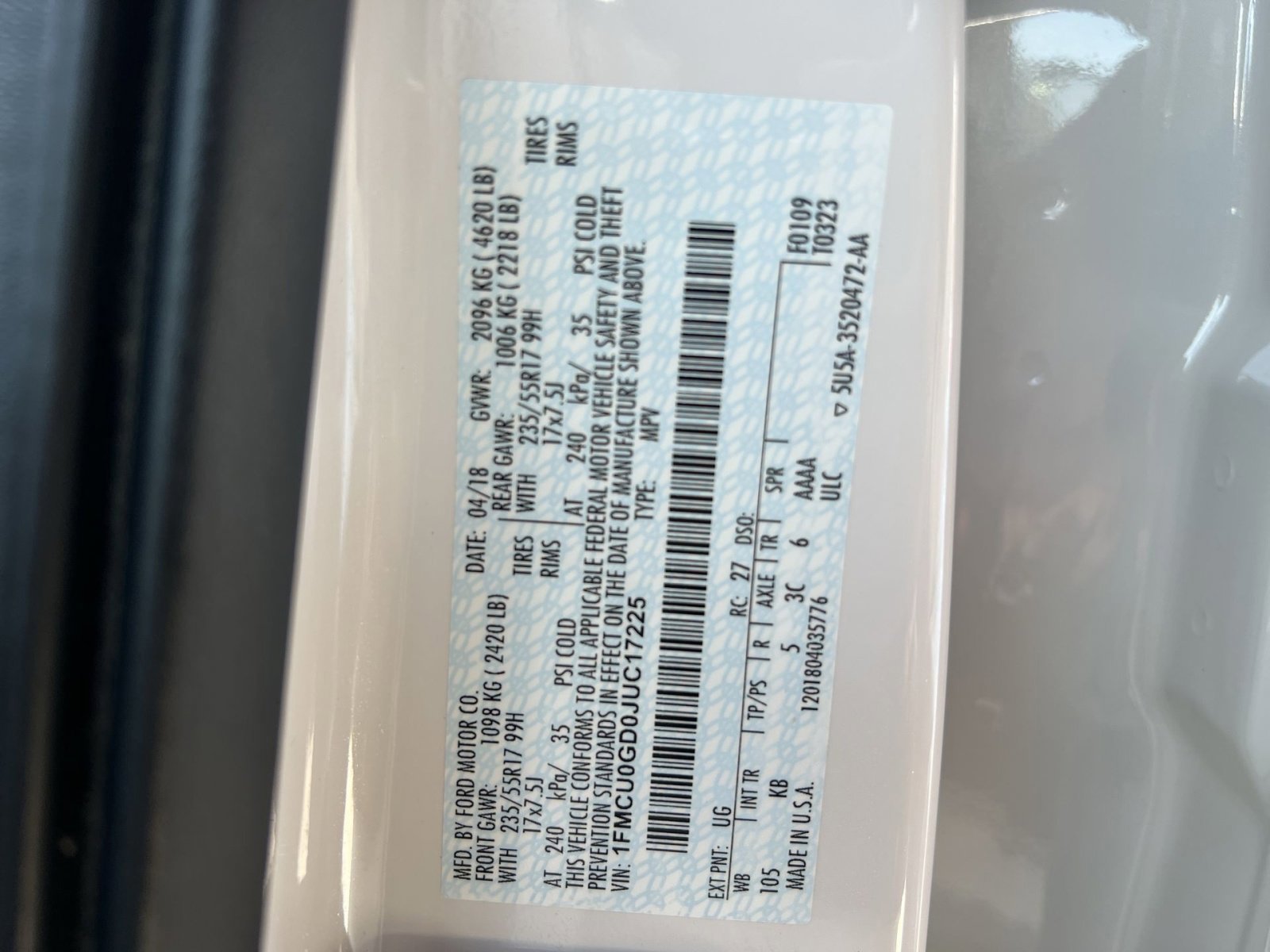 Certified 2018 Ford Escape SE w/ SE Sync 3 Package image 27