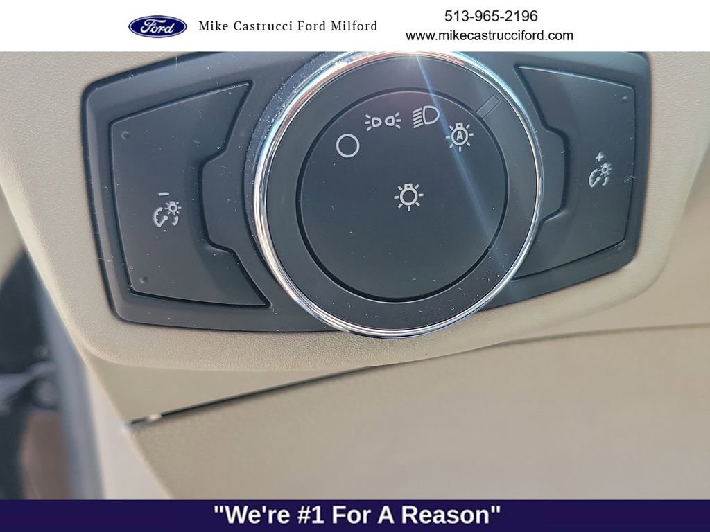 Certified 2017 Ford Fusion SE w/ Fusion SE Technology Package FWD image 22