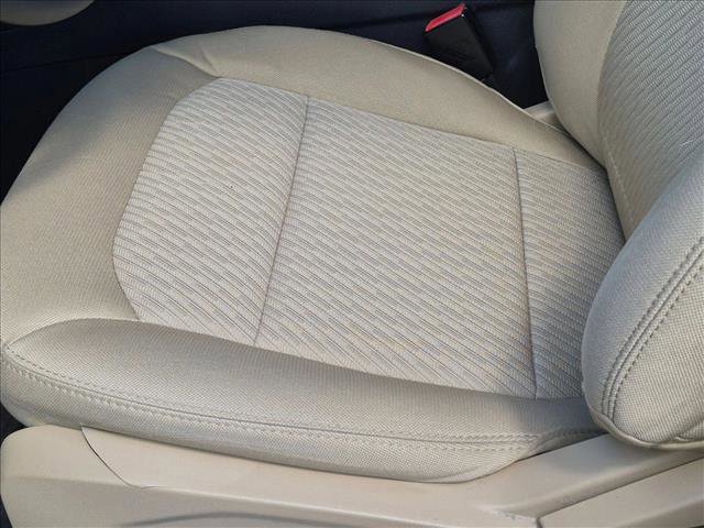Certified 2017 Ford Explorer FWD image 10