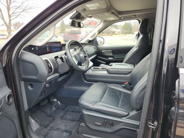Certified 2025 Ford Expedition Max Platinum image 11