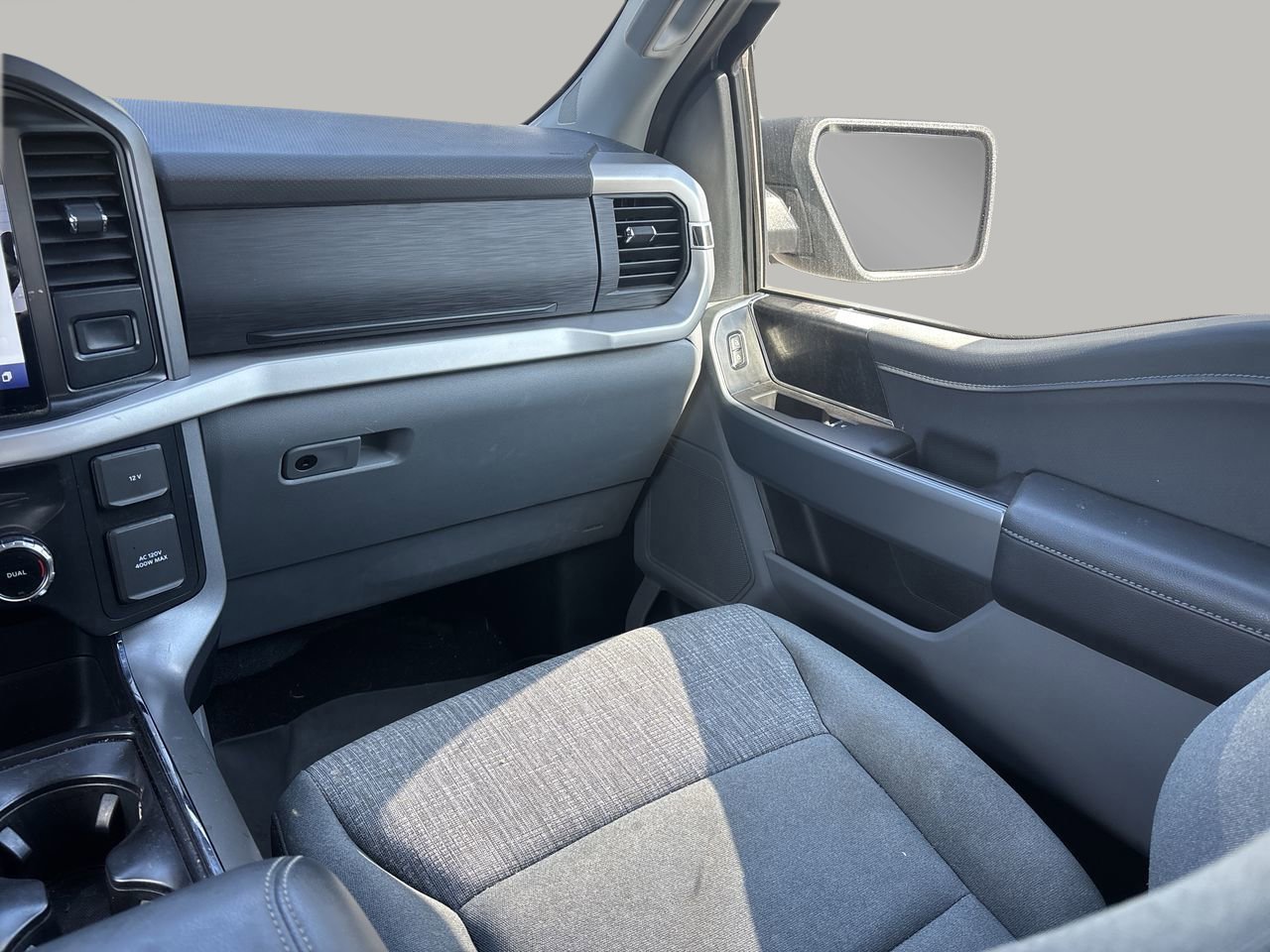 Certified 2022 Ford F150 XLT w/ Equipment Group 302A High image 16