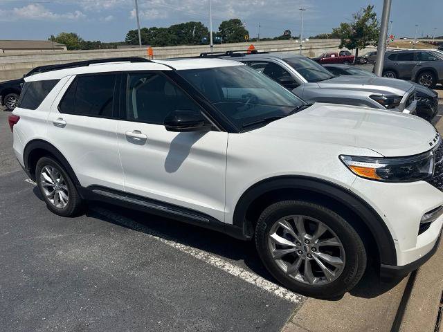 Certified 2023 Ford Explorer XLT w/ Equipment Group 202A RWD image 5