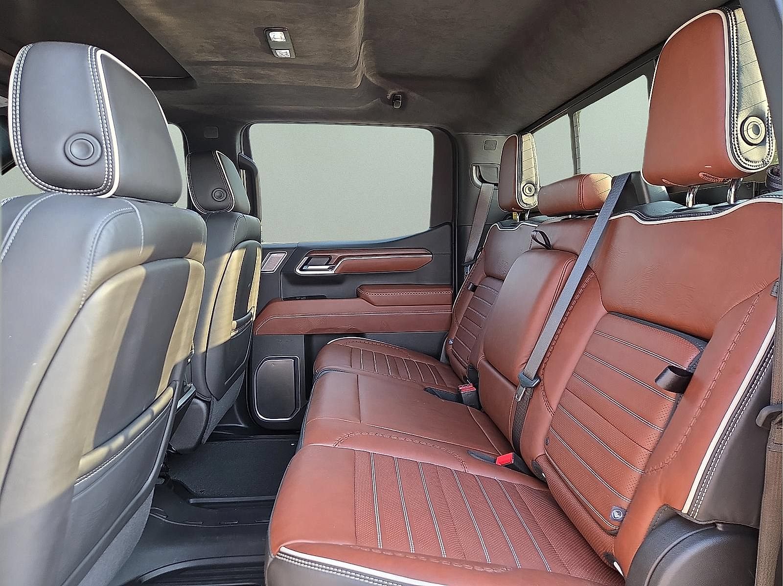 Used 2025 GMC Sierra 1500 Denali Ultimate AWD/4WD image 10