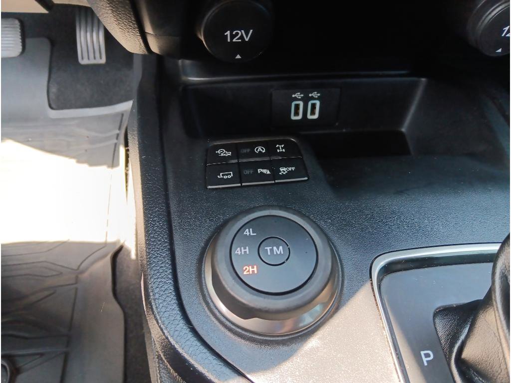 Certified 2022 Ford Ranger Lariat w/ Tremor Off-Road Package image 14