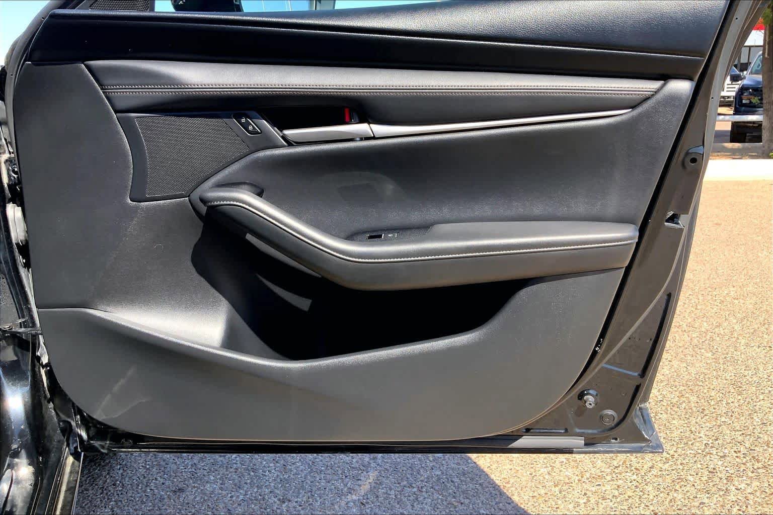 Used 2025 MAZDA MAZDA3 s Sport FWD image 23