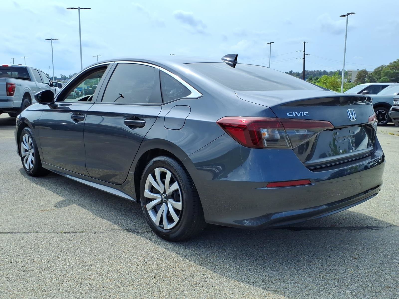 Used 2025 Honda Civic LX image 4