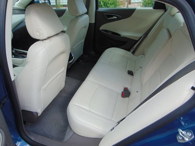 Used 2024 Chevrolet Malibu LT FWD image 21