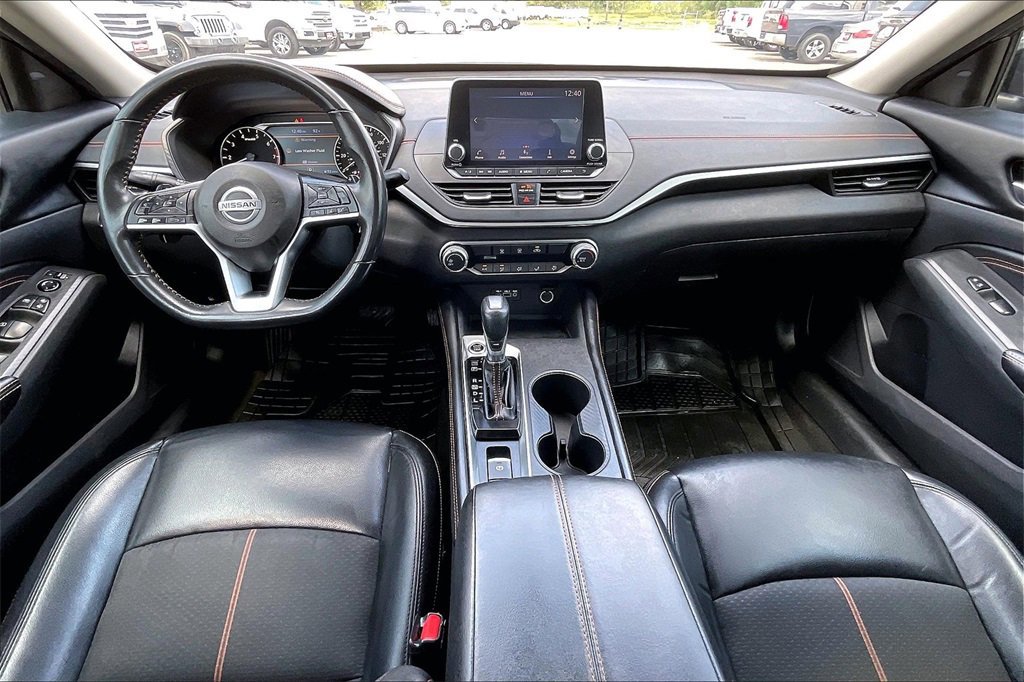Used 2022 Nissan Altima 2.5 SR image 7