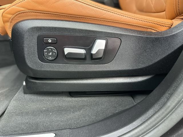 Used 2023 BMW X5 xDrive40i w/ Premium Package image 14