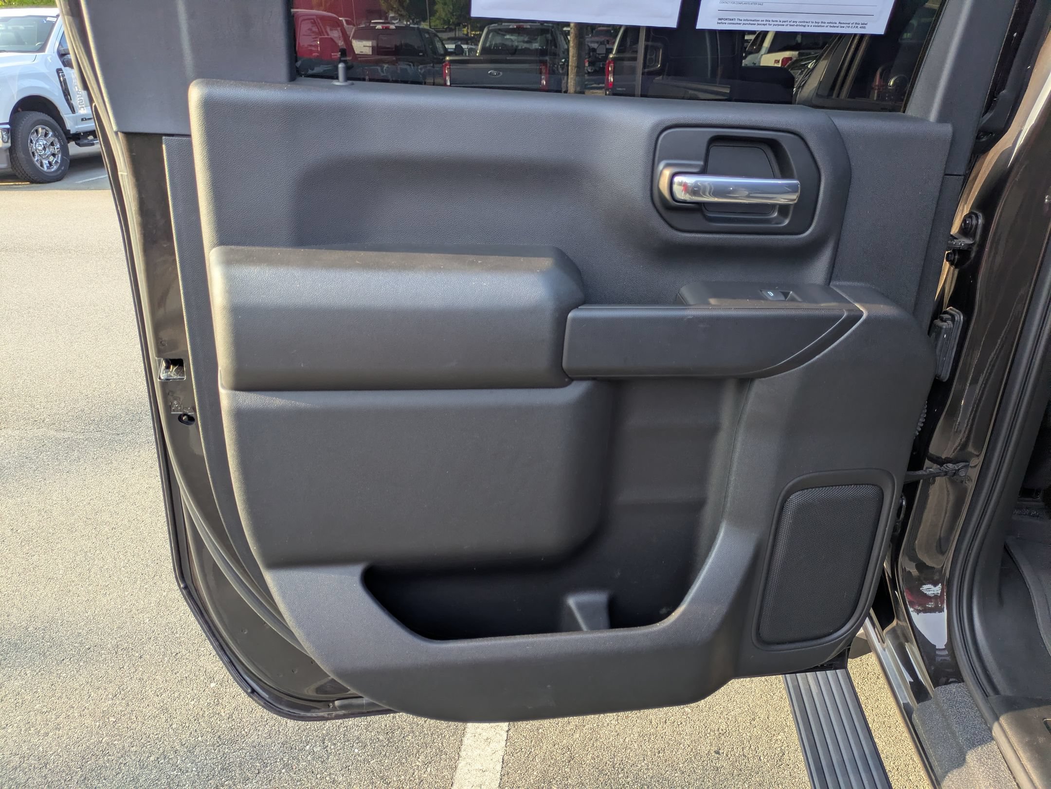 Used 2020 GMC Sierra 3500 4x4 Crew Cab w/ Gooseneck/5TH Wheel Package image 27