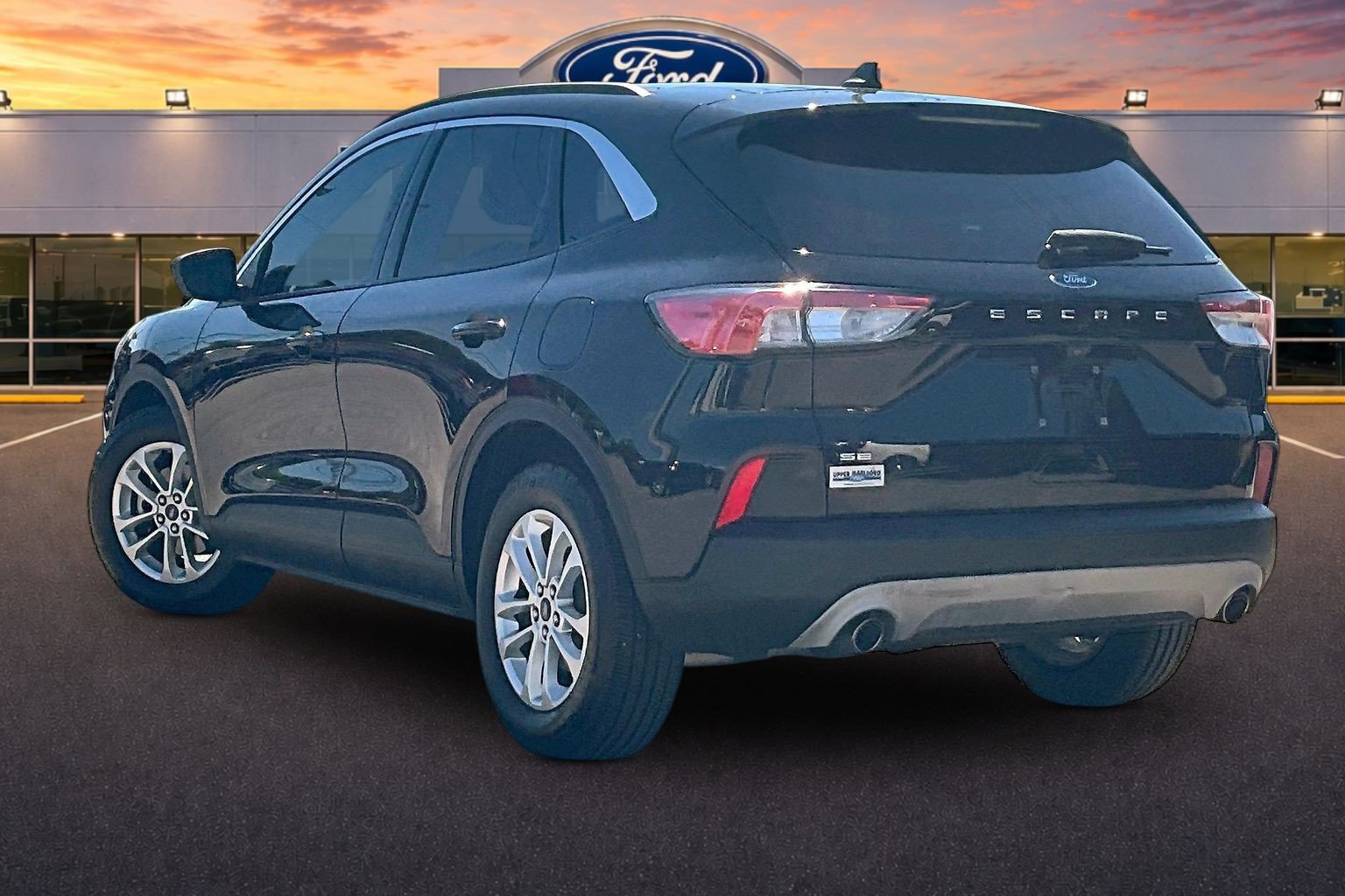 Certified 2021 Ford Escape SE FWD image 2