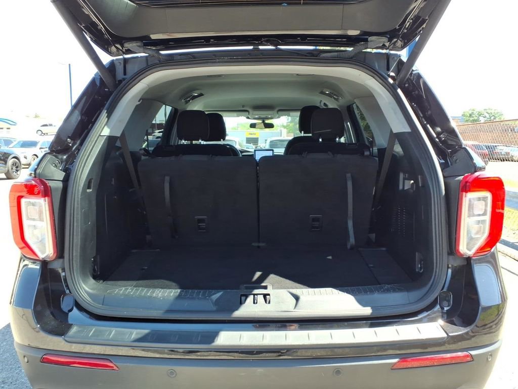 Certified 2023 Ford Explorer XLT AWD/4WD image 8