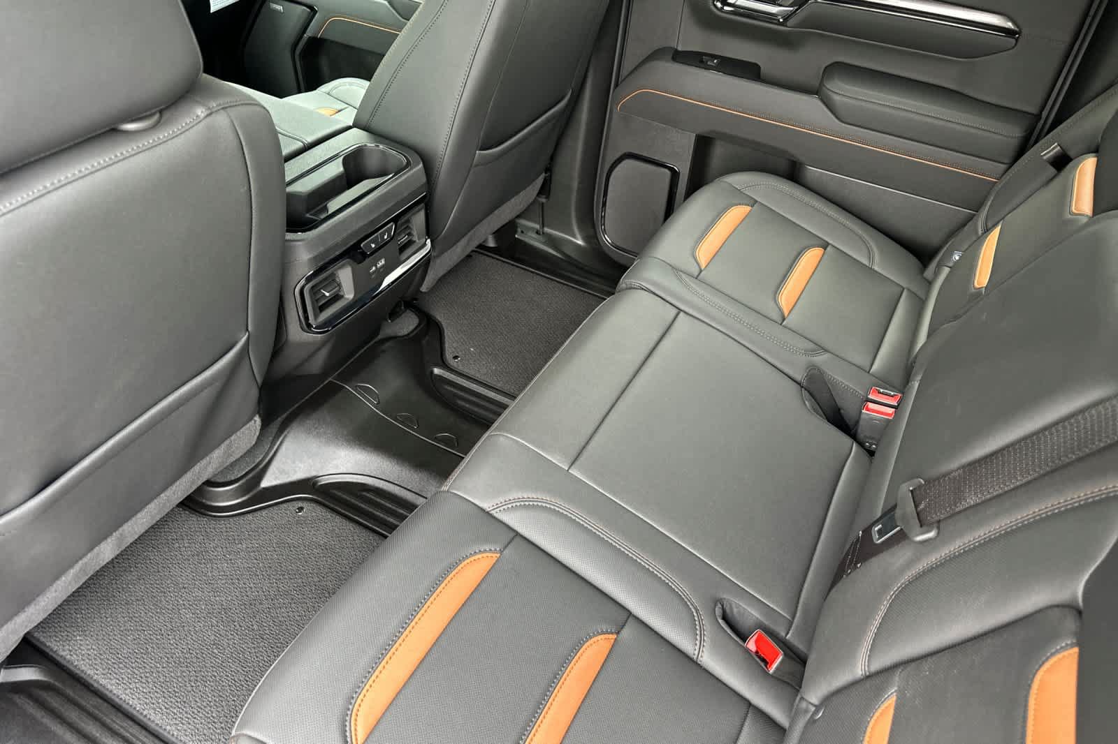 Used 2026 GMC Sierra 1500 AT4 AWD/4WD image 4