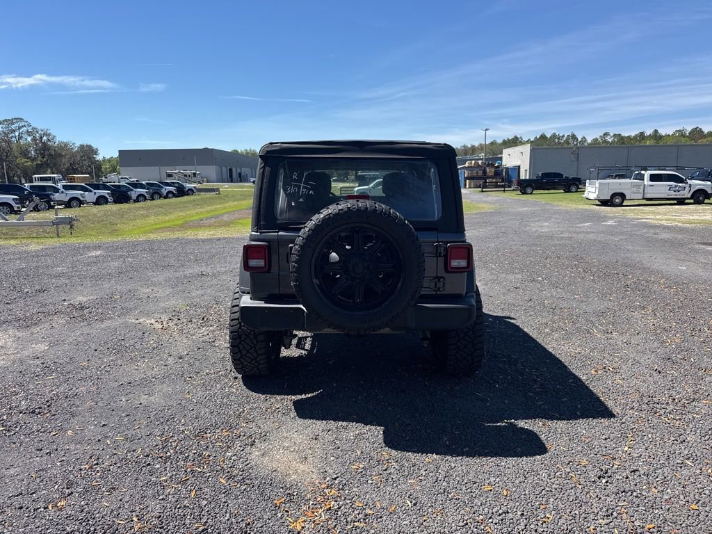 Used 2022 Jeep Wrangler Unlimited Sport image 4