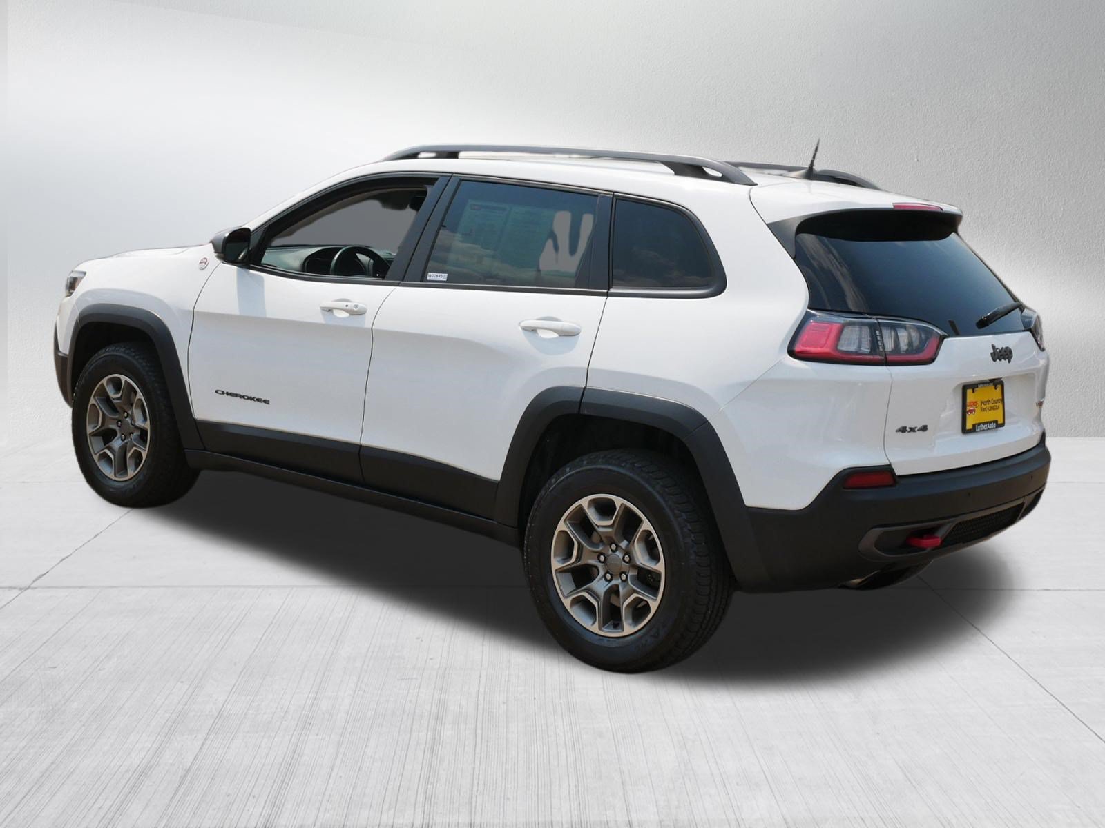 Used 2021 Jeep Cherokee Trailhawk AWD/4WD image 5