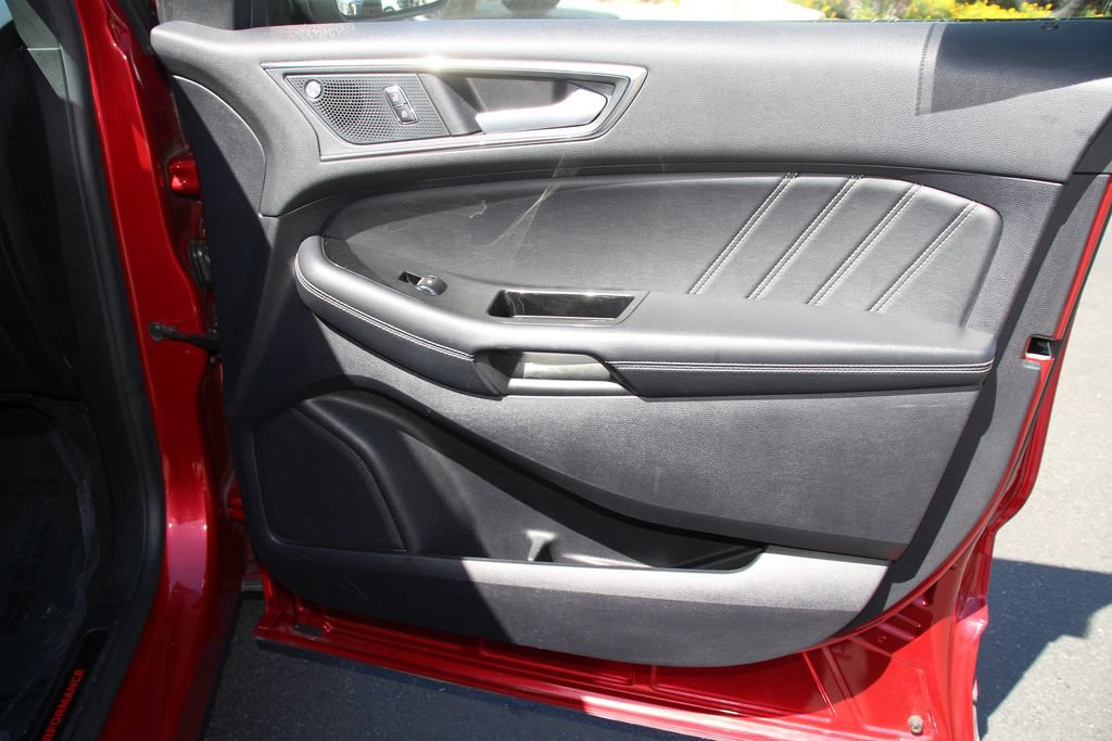 Certified 2020 Ford Edge ST AWD/4WD image 27