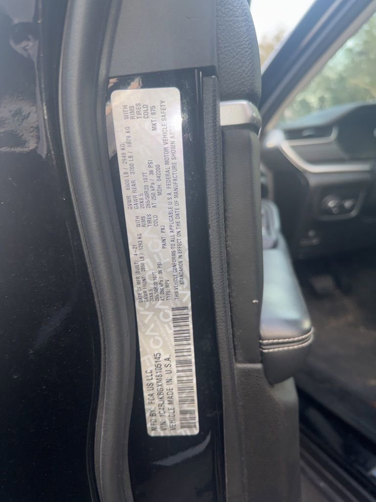 Used 2021 Jeep Grand Cherokee L Limited w/ Luxury Tech Group II image 9