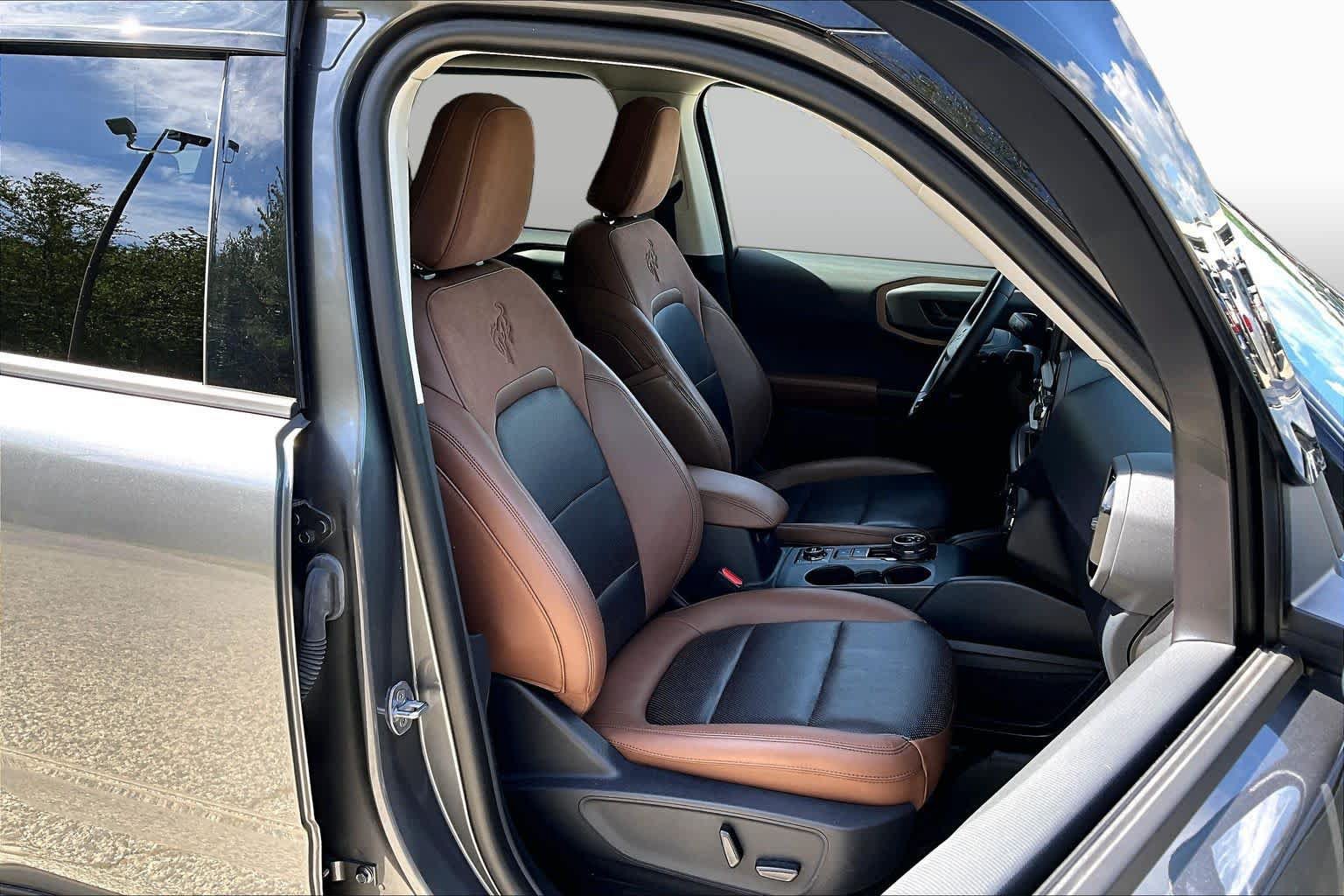 Certified 2024 Ford Bronco Sport Badlands w/ Premium Package AWD/4WD image 8