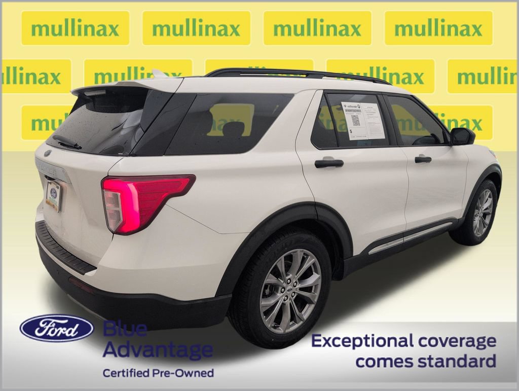 Certified 2022 Ford Explorer XLT w/ Equipment Group 202A RWD image 3