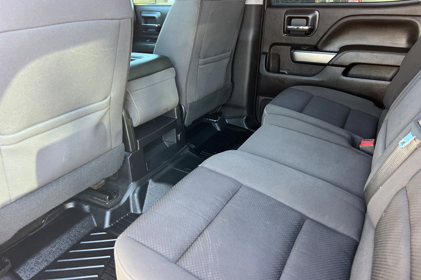 Used 2018 Chevrolet Silverado 2500 LT AWD/4WD image 13