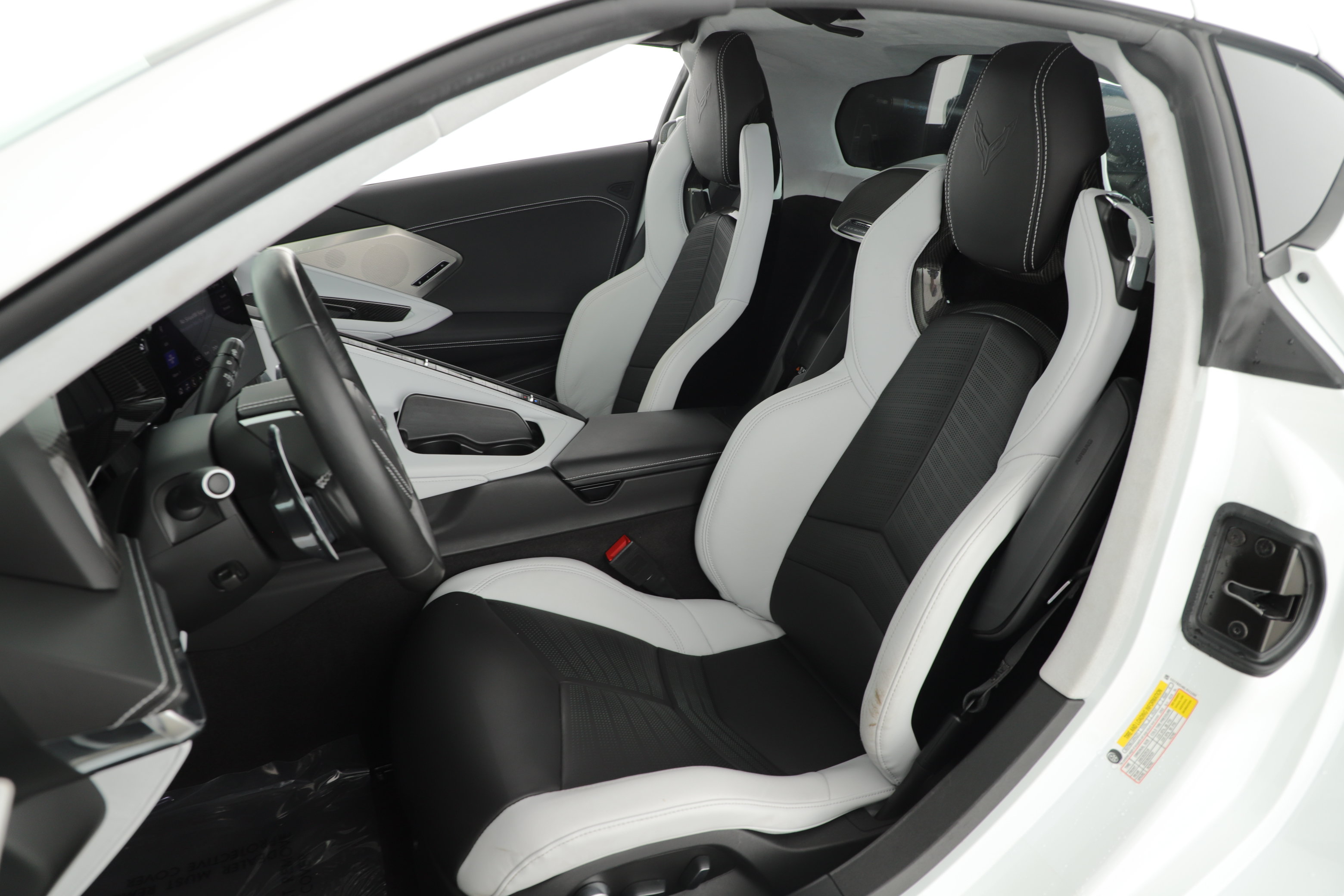 Used 2020 Chevrolet Corvette Stingray Premium Cpe w/ 3LT Preferred Equipment Group RWD image 11