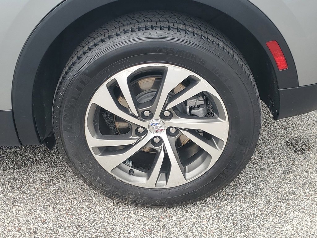 Used 2023 Buick Envision Essence image 13