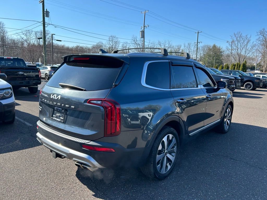 Used 2022 Kia Telluride S image 3