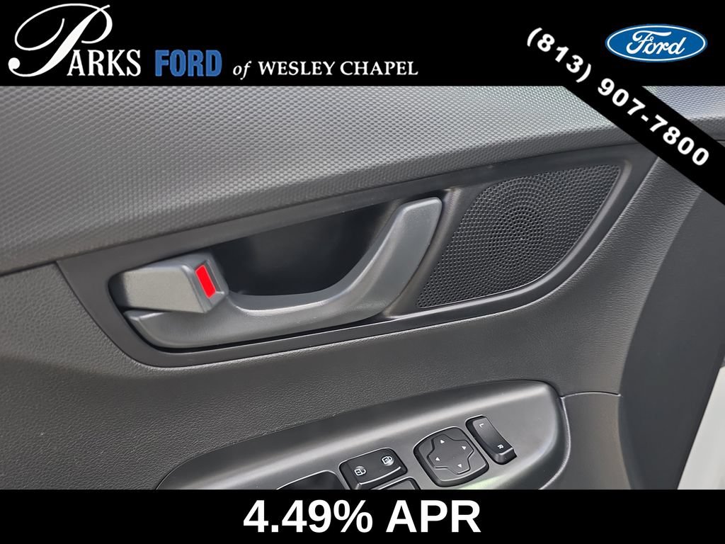Used 2022 Hyundai Kona SEL w/ Cargo Package FWD image 16