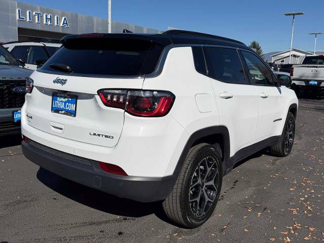 Used 2025 Jeep Compass Limited AWD/4WD image 7
