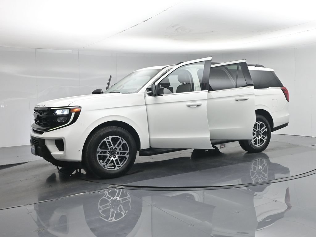 Certified 2025 Ford Expedition Max Active RWD image 6