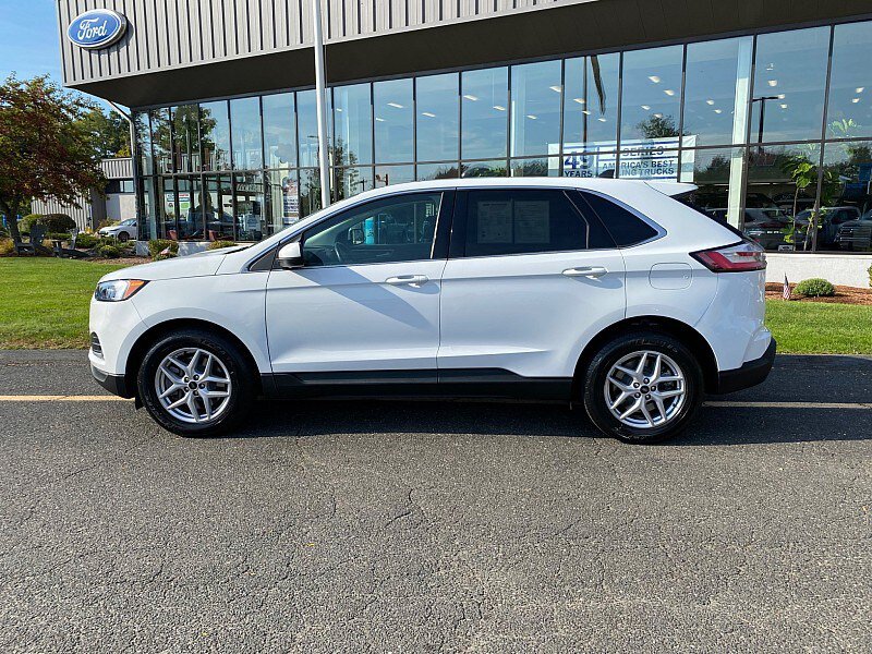Certified 2023 Ford Edge SEL w/ Convenience Package AWD/4WD image 4