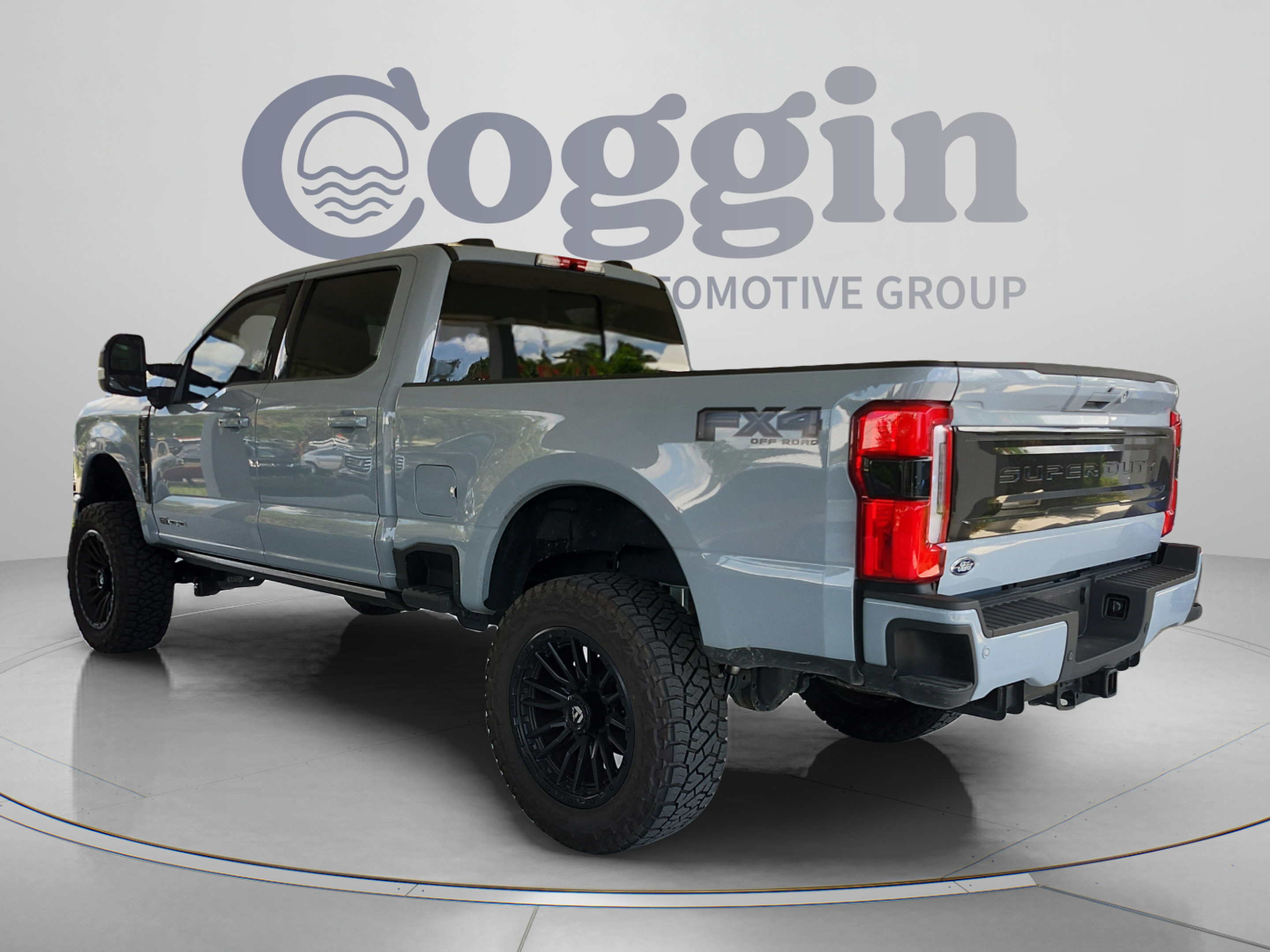 Certified 2026 Ford F250 Platinum AWD/4WD image 3