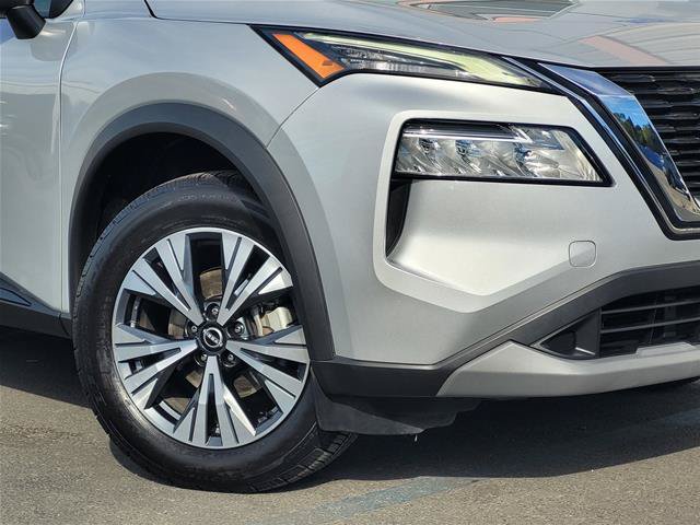 Used 2023 Nissan Rogue SV AWD/4WD image 10