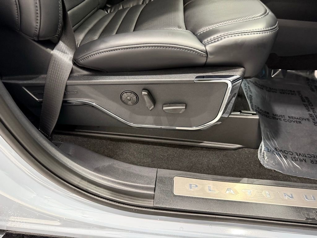 Certified 2026 Ford F450 Platinum image 22