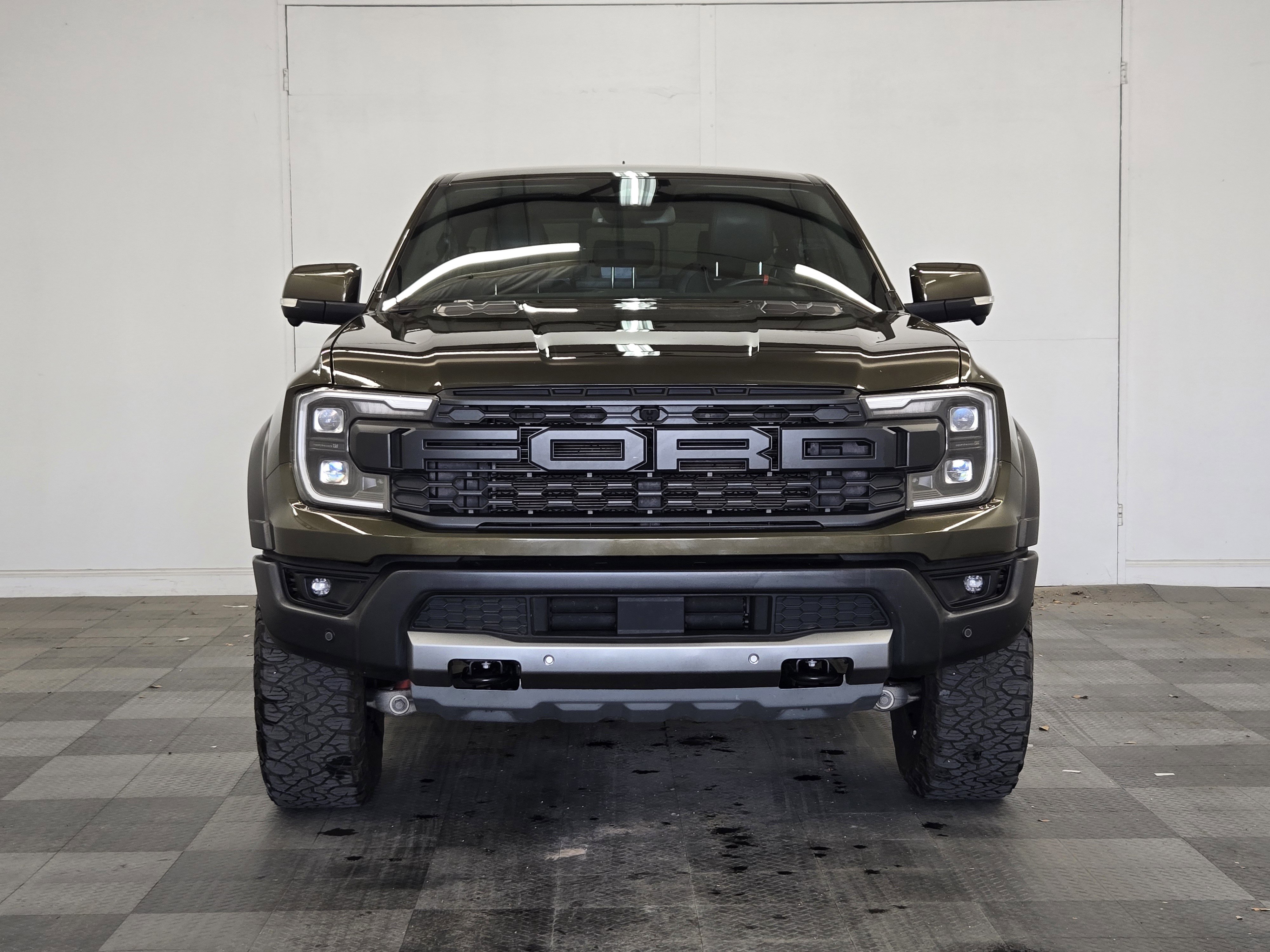Certified 2024 Ford Ranger Raptor AWD/4WD image 3