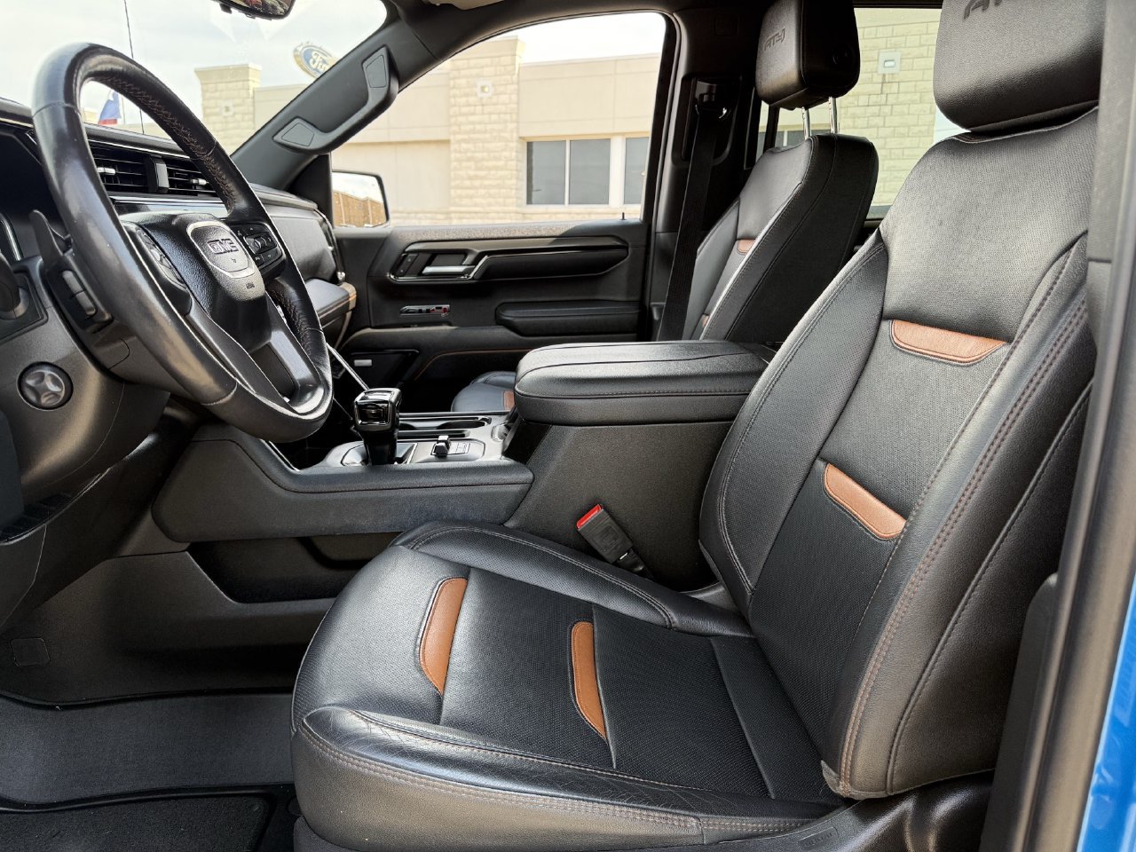 Used 2023 GMC Sierra 1500 AT4 w/ AT4 Premium Package AWD/4WD image 26