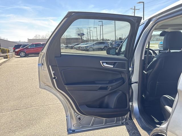 Certified 2022 Ford Edge SEL w/ Convenience Package image 14